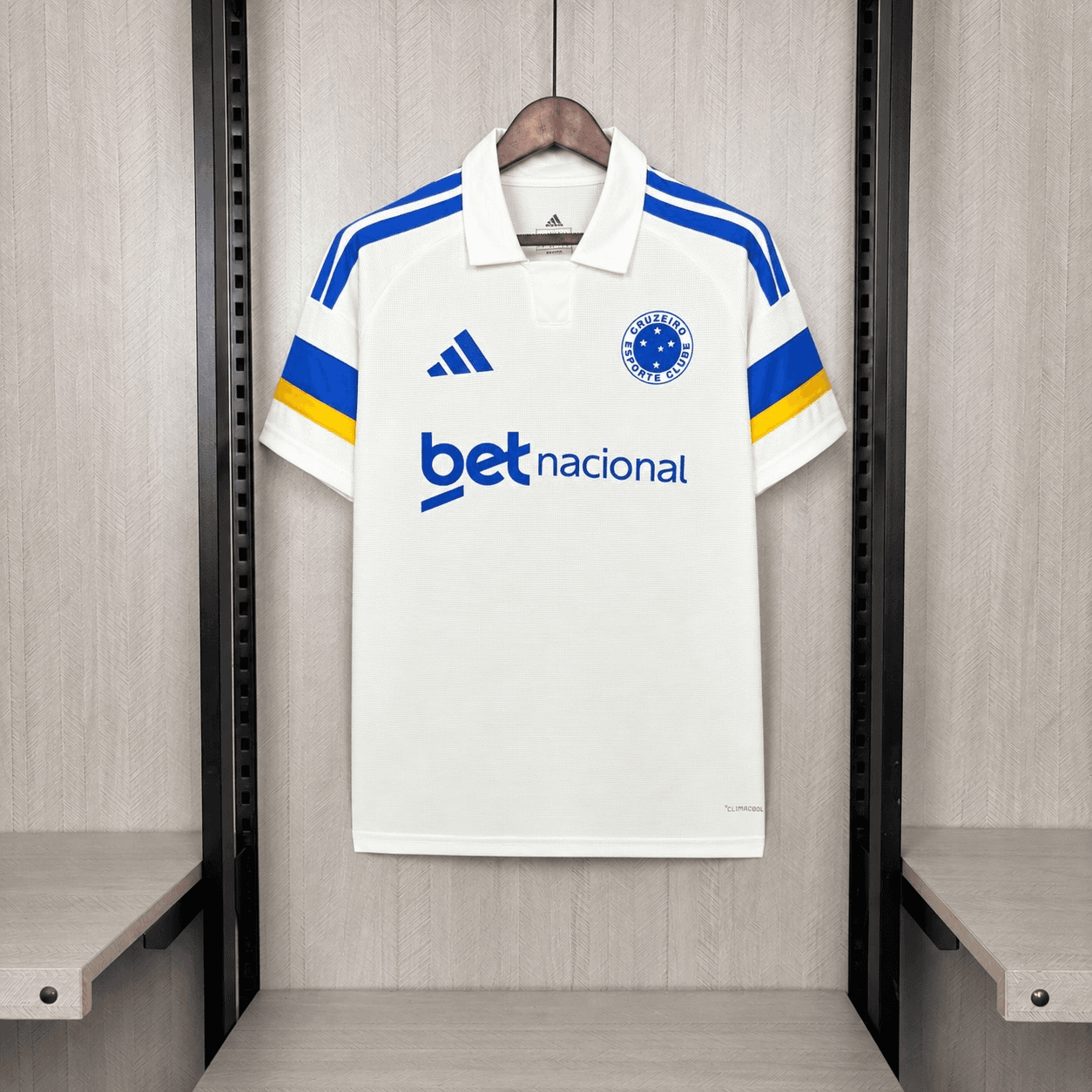 Cruzeiro 26/27 third