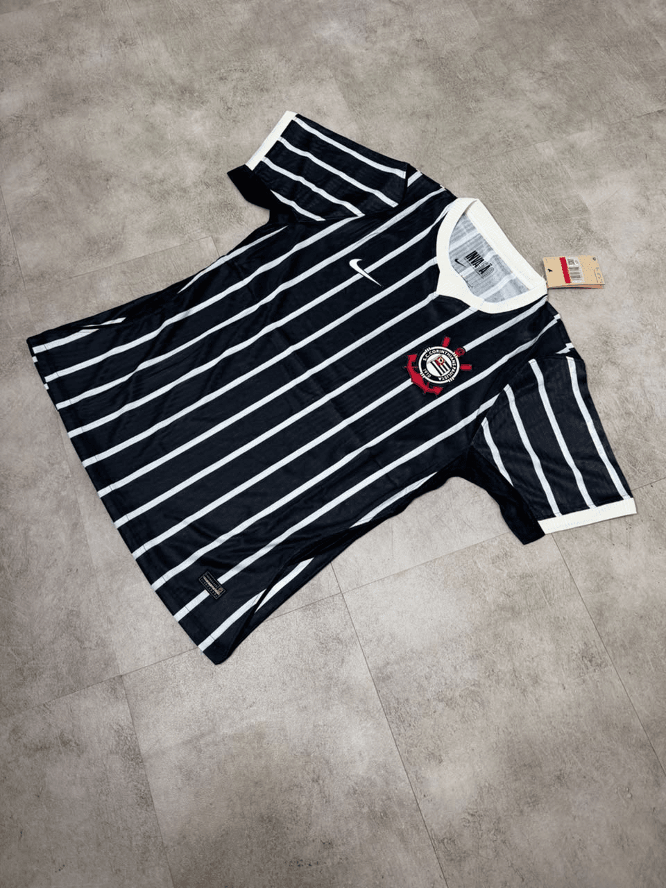 Corinthians 26/27 away